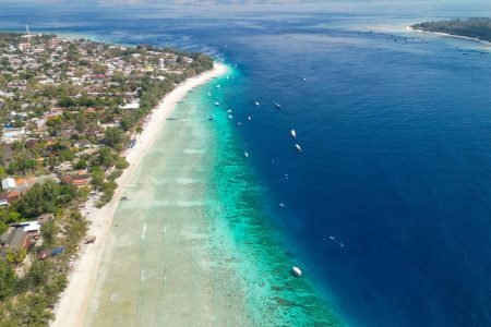 Paket Tour Lombok 1 Hari – Jelajahi Keindahan Lombok dalam Sehari