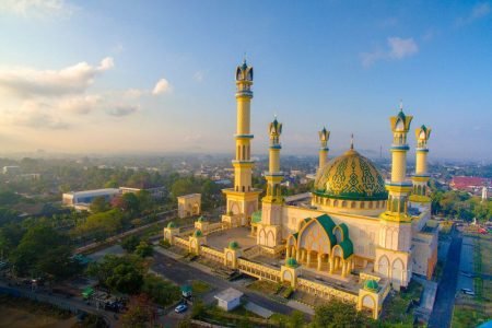 Tour Lombok 4 Hari 3 Malam – Jelajahi Pantai, Gili, Budaya, dan Alam Lombok